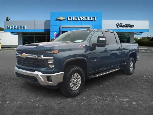 2025 Chevrolet Silverado 2500HD 4WD Crew Cab Standard Bed LT for sale in Burlington, NC