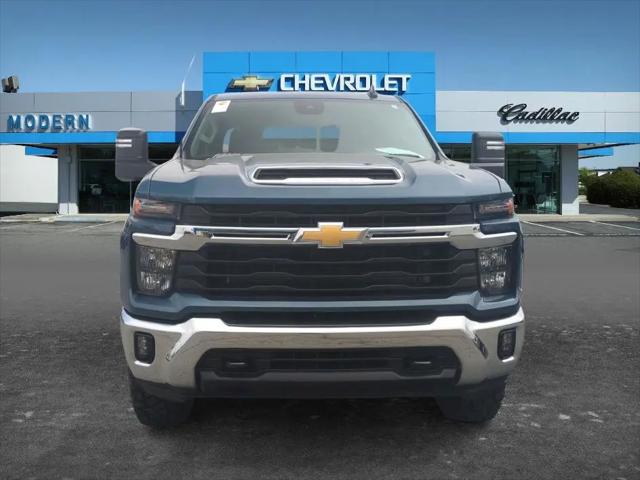 2025 Chevrolet Silverado 2500HD 4WD Crew Cab Standard Bed LT