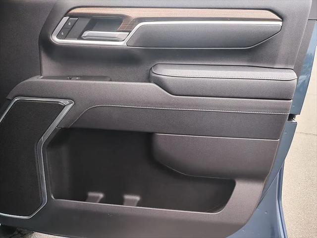 2025 Chevrolet Silverado 2500HD 4WD Crew Cab Standard Bed LT