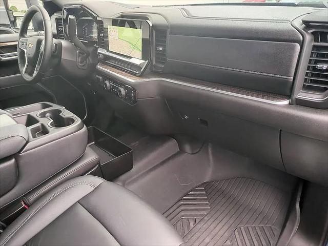 2025 Chevrolet Silverado 2500HD 4WD Crew Cab Standard Bed LT