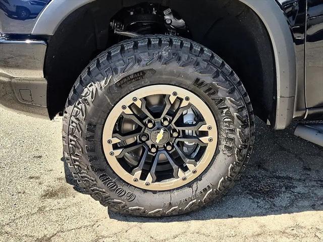 2026 Chevrolet Silverado 1500 4WD Crew Cab Short Bed ZR2