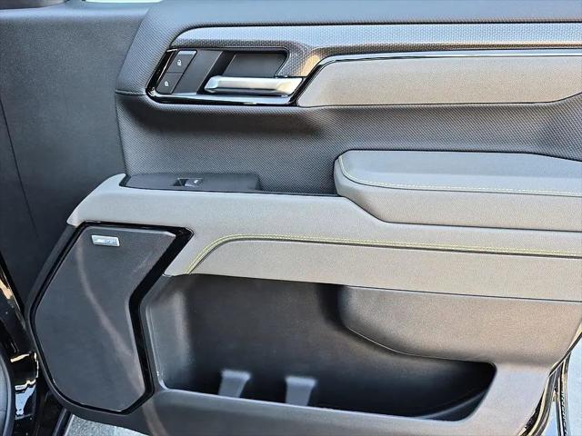 2026 Chevrolet Silverado 1500 4WD Crew Cab Short Bed ZR2