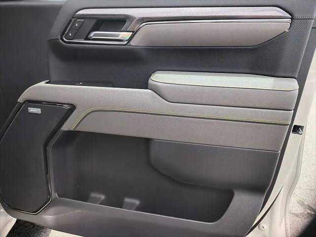 2026 Chevrolet Silverado 1500 4WD Crew Cab Short Bed ZR2