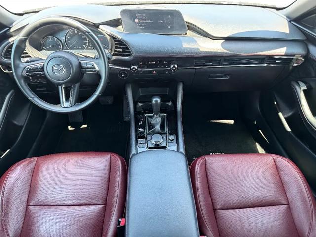 2024 Mazda Mazda3 2.5 S Carbon Edition