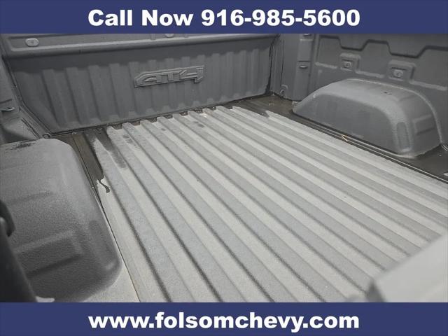 2022 GMC Sierra 1500 Limited 4WD Crew Cab Short Box AT4