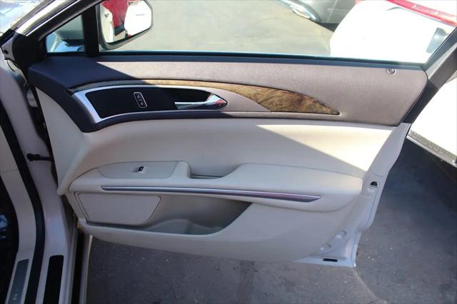 2014 Lincoln MKZ FWD