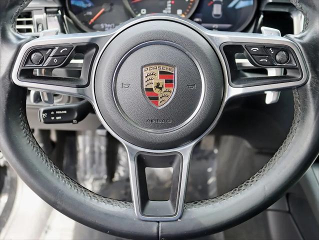 2021 Porsche Macan Macan