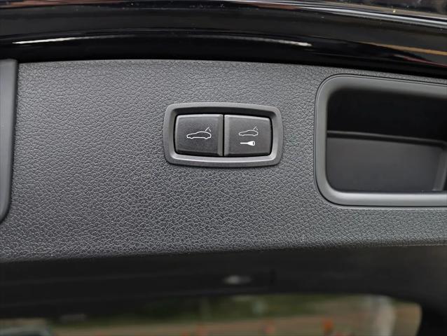2021 Porsche Macan Macan