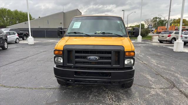 2008 Ford E-350 Super Duty Commercial