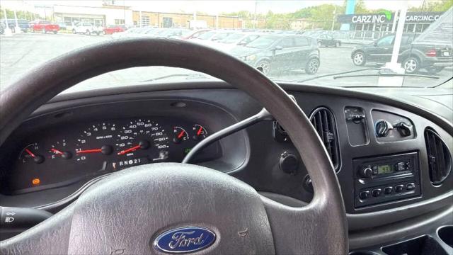 2008 Ford E-350 Super Duty Commercial
