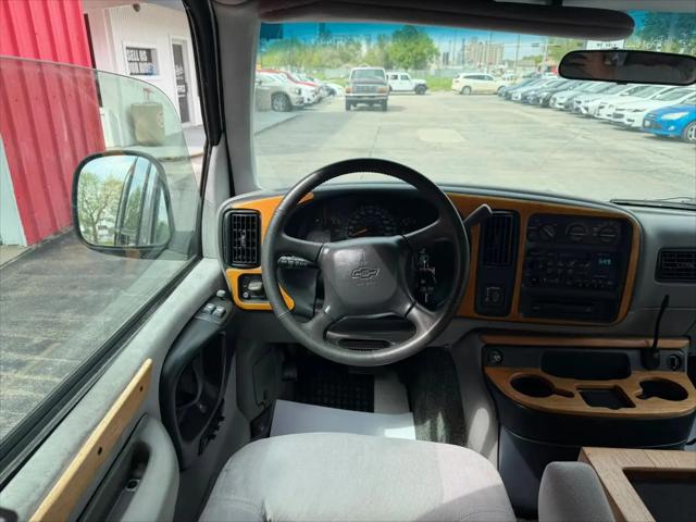 1998 Chevrolet Van G1500