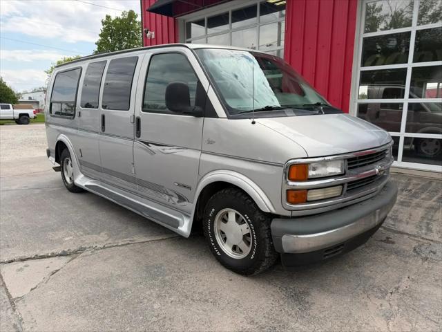 1998 Chevrolet Van G1500