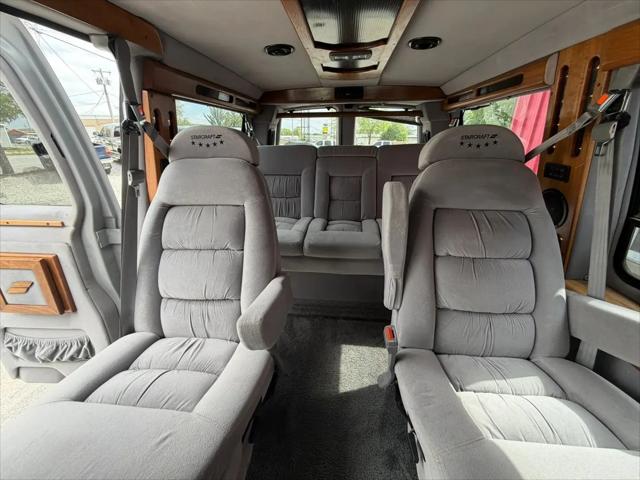 1998 Chevrolet Van G1500