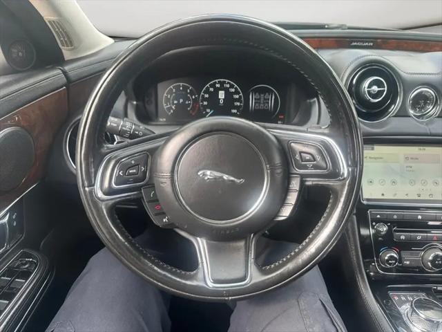 2018 Jaguar XJ R-Sport