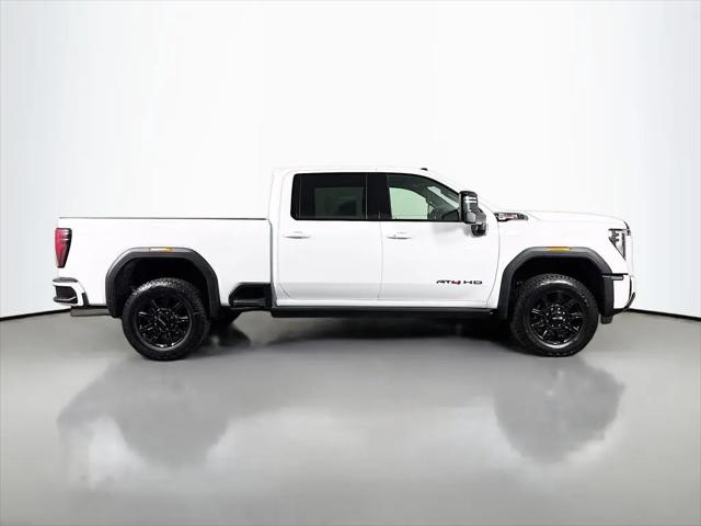 2026 GMC Sierra 2500HD Crew Cab, Standard Bed, AT4, 4WD