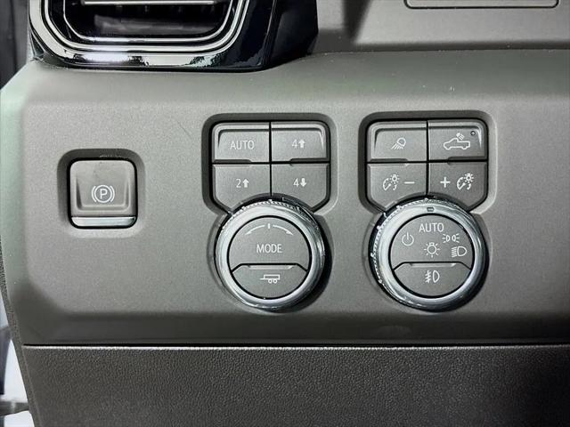 2026 GMC Sierra 2500HD Crew Cab, Standard Bed, AT4, 4WD