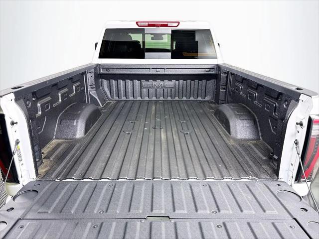 2026 GMC Sierra 2500HD Crew Cab, Standard Bed, AT4, 4WD