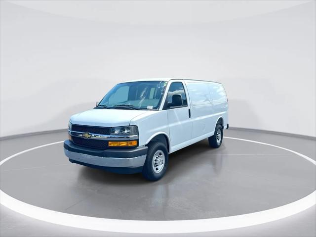 2026 Chevrolet Express Cargo Van 2500 Regular Wheelbase, WT, RWD