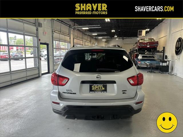 2019 Nissan Pathfinder SL
