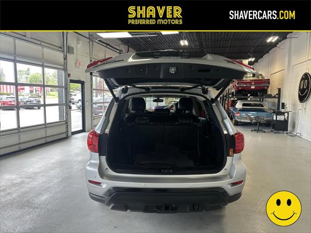 2019 Nissan Pathfinder SL