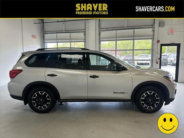 2019 Nissan Pathfinder SL