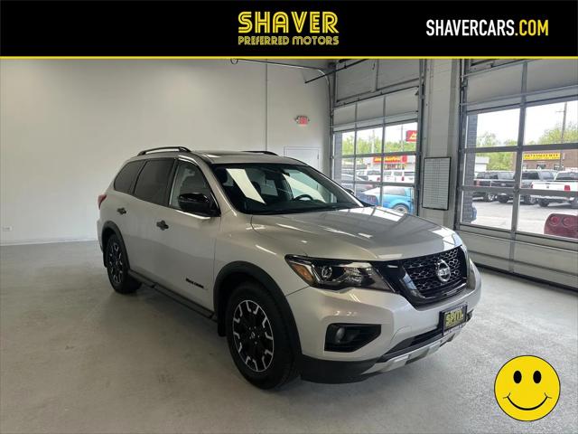 2019 Nissan Pathfinder SL
