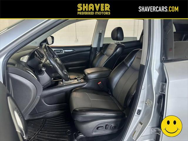 2019 Nissan Pathfinder SL