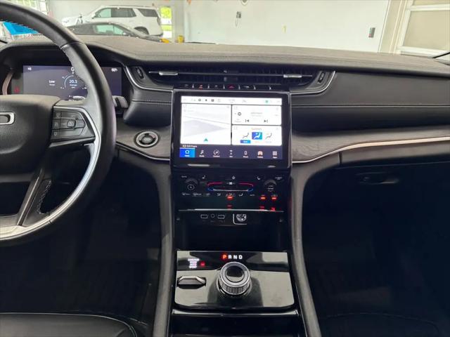 2022 Jeep Grand Cherokee L Limited 4x4