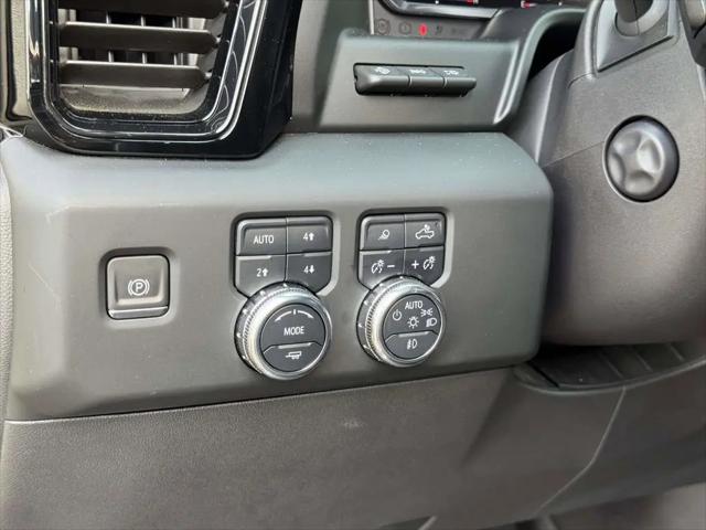 2024 GMC Sierra 1500 4WD Crew Cab Short Box AT4X