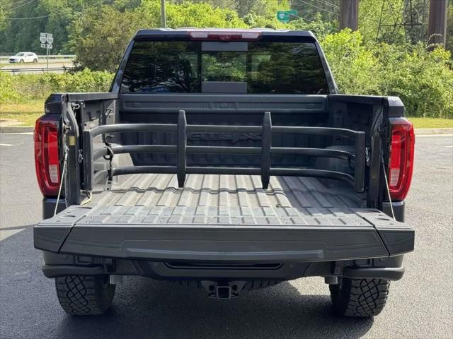2024 GMC Sierra 1500 4WD Crew Cab Short Box AT4X