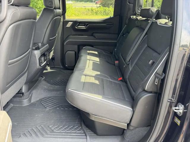 2024 GMC Sierra 1500 4WD Crew Cab Short Box AT4X