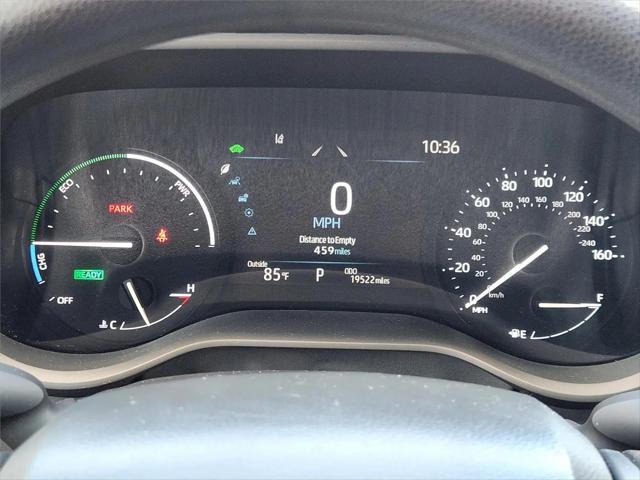 2025 Toyota Sienna LE
