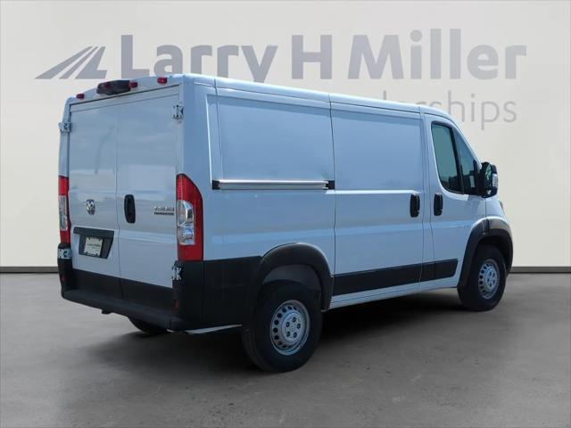 2025 Ram ProMaster Cargo Van Tradesman Low Roof 118" WB w/Pass Seat