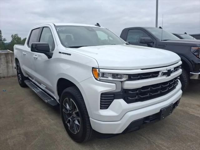 2023 Chevrolet Silverado 1500 4WD Crew Cab Short Bed RST