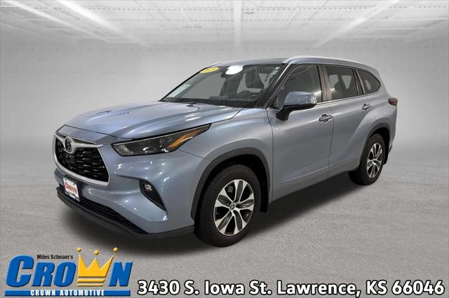 2023 Toyota Highlander XLE for sale in Lawrence, KS