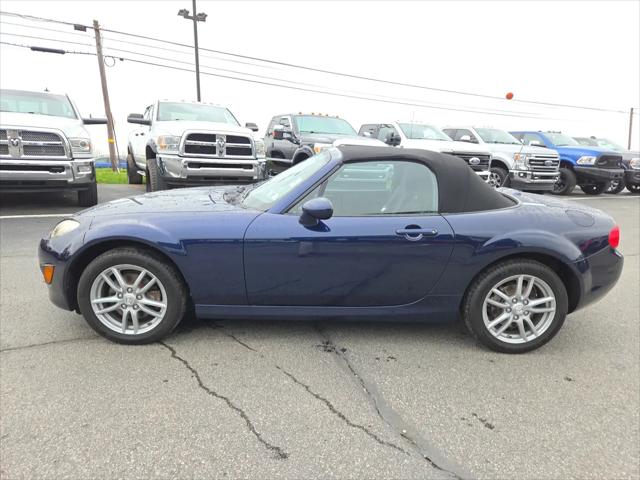 2011 Mazda MX-5 Sport