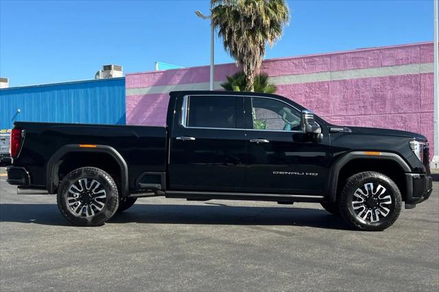 2026 GMC Sierra 2500HD Crew Cab, Standard Bed, Denali Ultimate, 4WD