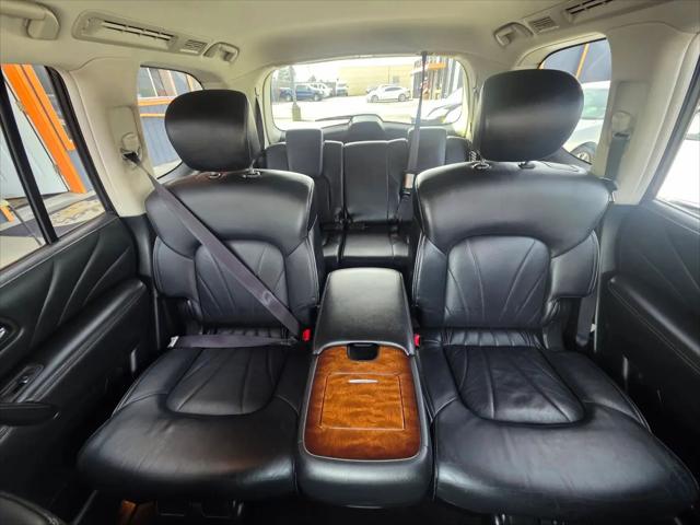 2015 INFINITI QX80 Standard
