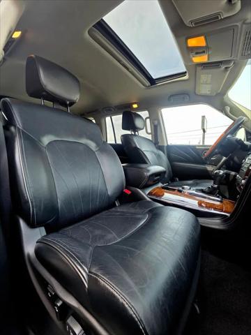 2015 INFINITI QX80 Standard