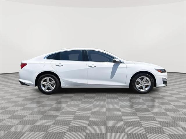2022 Chevrolet Malibu FWD LT