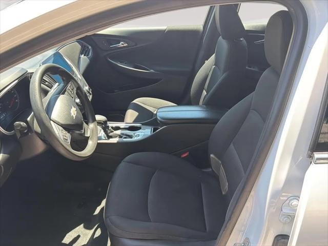 2022 Chevrolet Malibu FWD LT