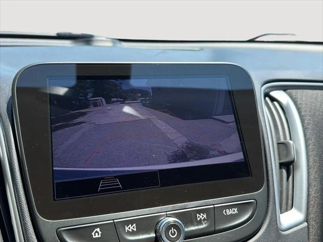 2022 Chevrolet Malibu FWD LT