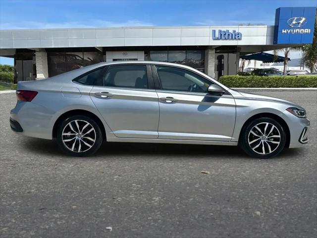 2025 Volkswagen Jetta 1.5T SE