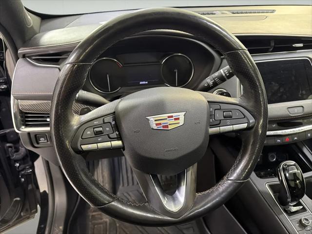 2023 Cadillac XT4 FWD Sport