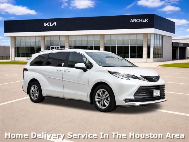 2025 Toyota Sienna Limited for sale in Houston, TX