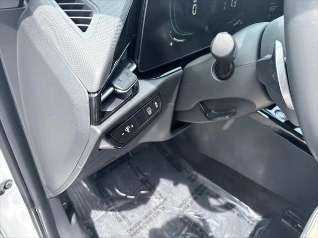 2023 Kia Niro EX