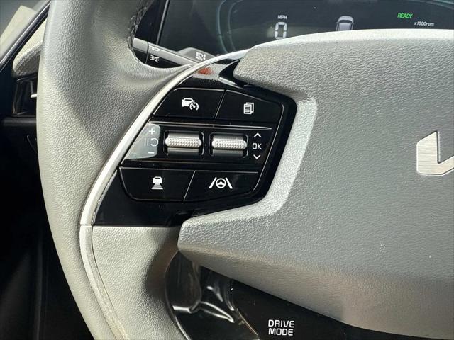 2023 Kia Niro EX
