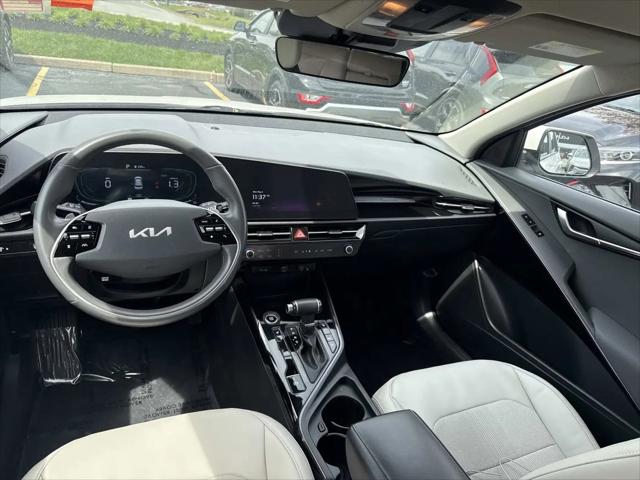 2023 Kia Niro EX