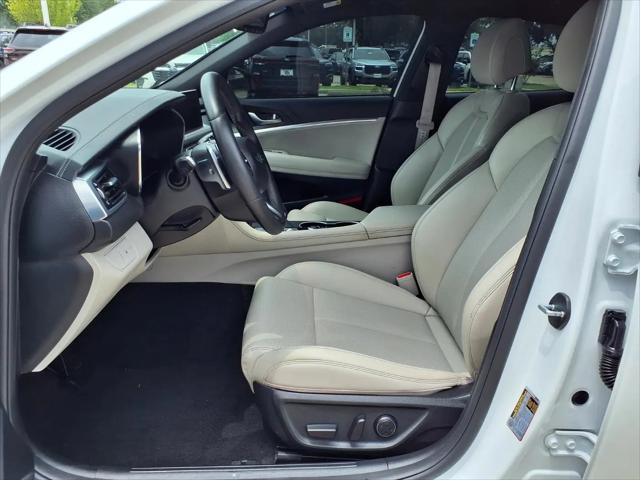 2023 Genesis G70 2.0T RWD