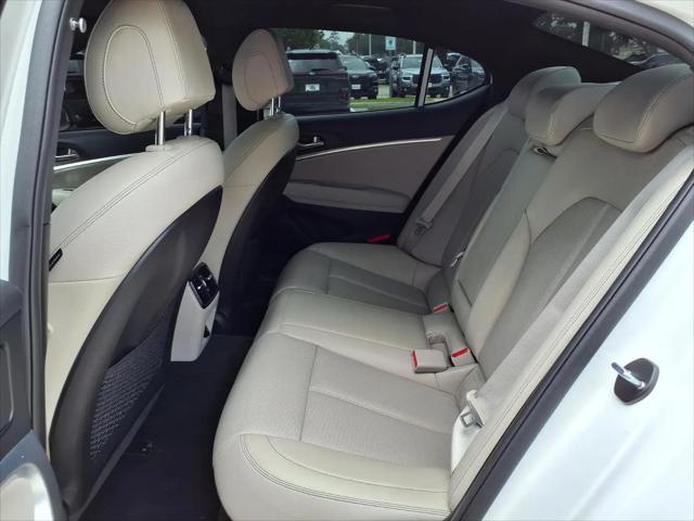 2023 Genesis G70 2.0T RWD